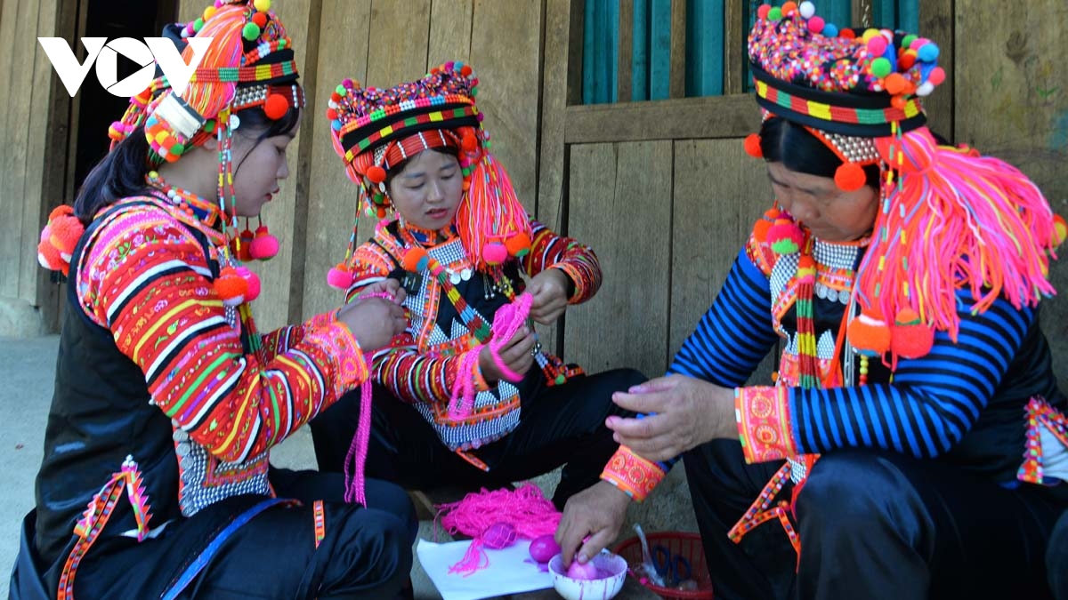 Unique ritual to pray for good luck of Ha Nhi ethnic people